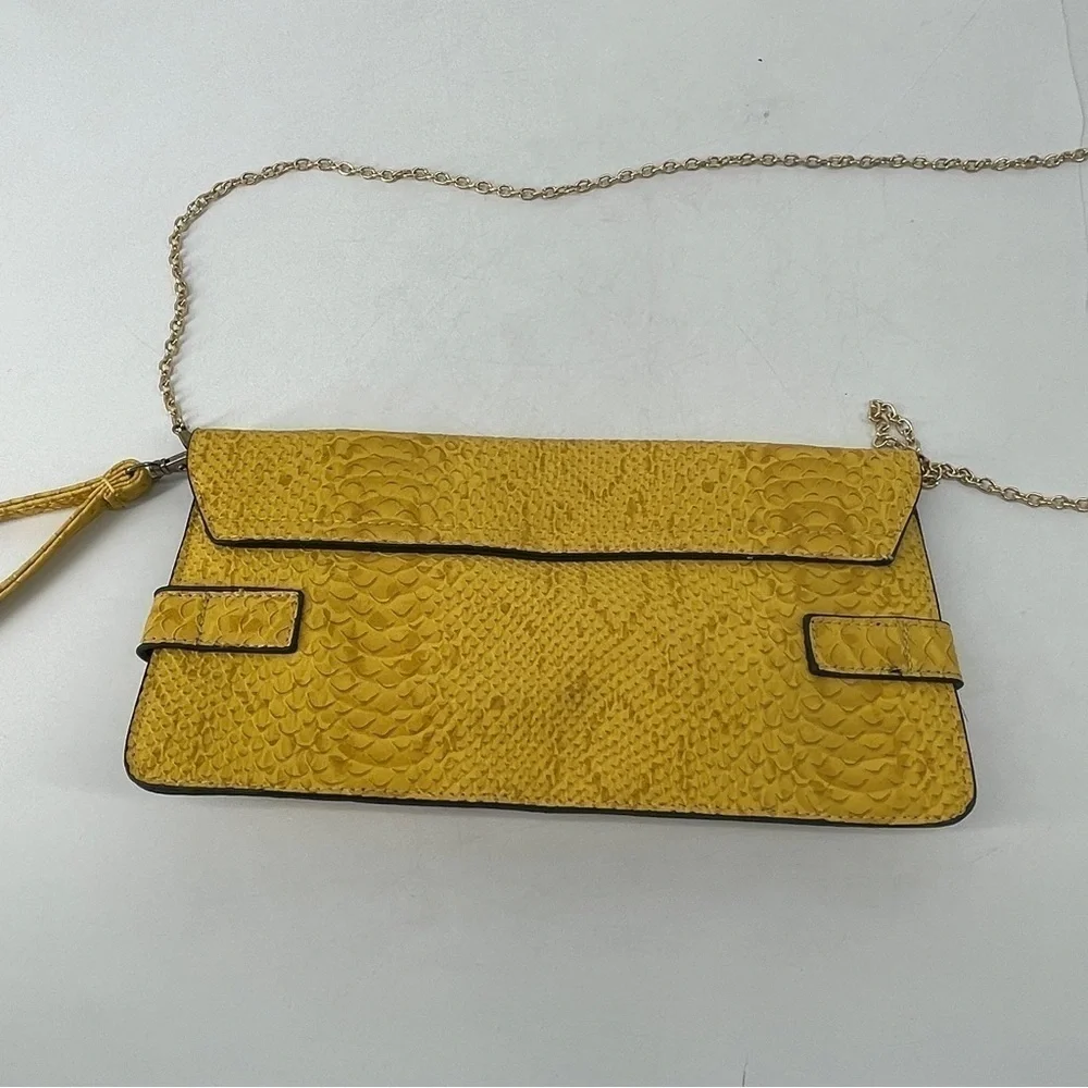 Vintage J Francis Clutch Purse With Removable Chain Strap Yellow